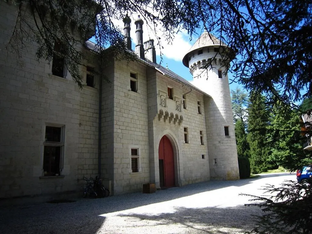Castle With Pool In Serri Res En Chautagne Holiday home