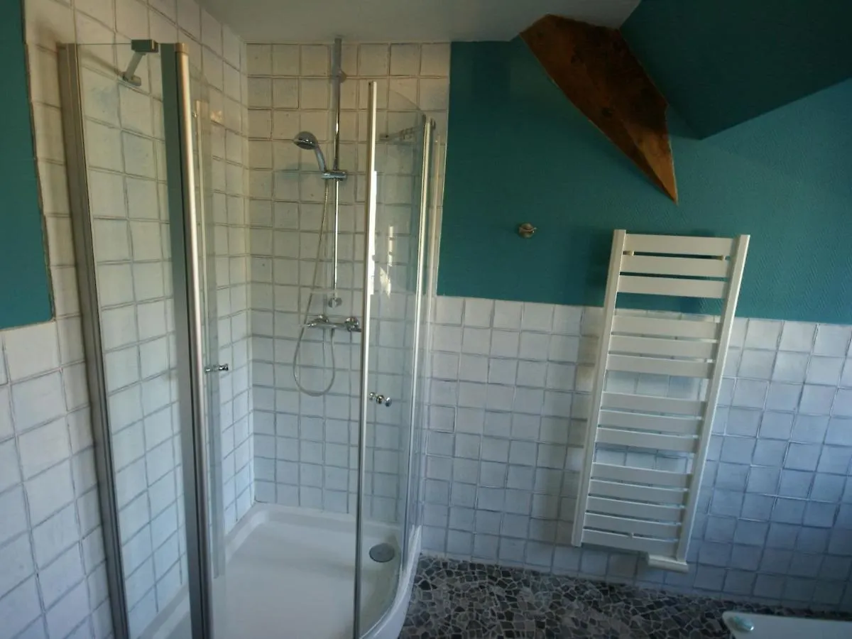 Holiday home Castle With Pool In Serri Res En Chautagne France